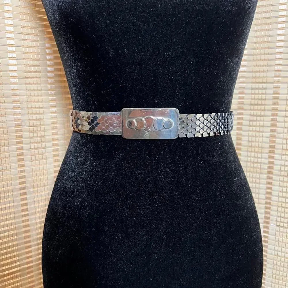 Vintage Disco Silver Fish Scale Belt/Choker Necklace